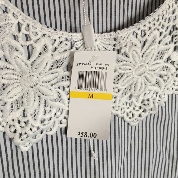 Bell Sleeve Blouse Sz M - Picture 5 of 6